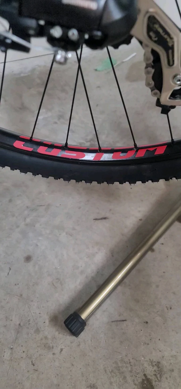 Instagram post from rgrgraphics. This post is in position 19.